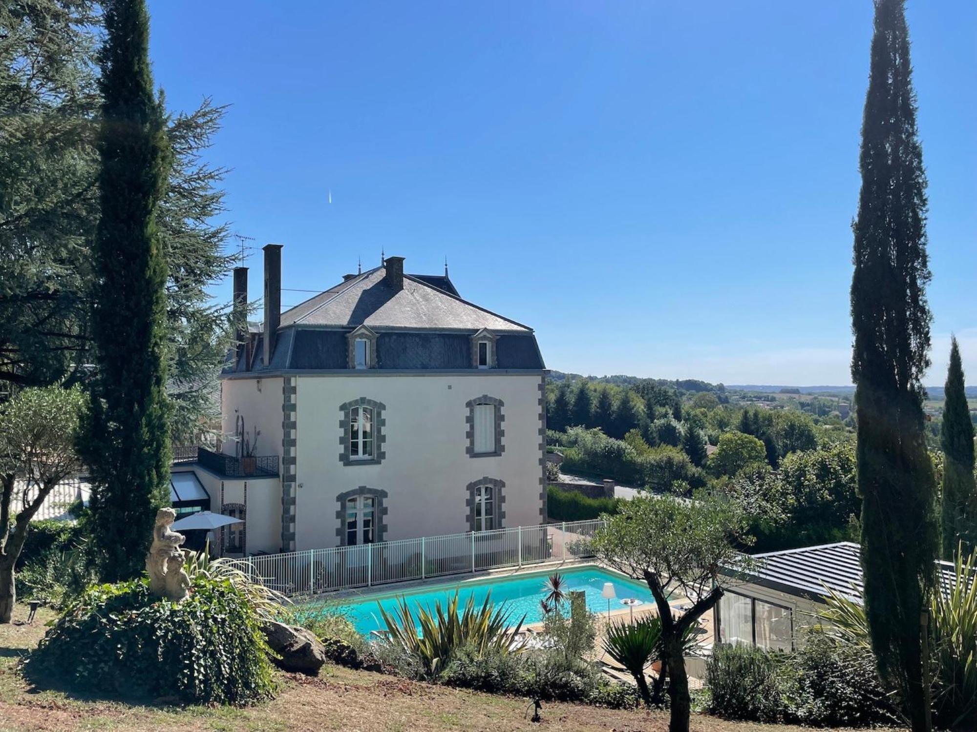 Et La Chouannerie 4* Pouzauges